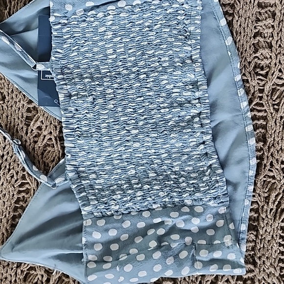 Abercrombie & Finch Crop Top - Picture 2 of 3